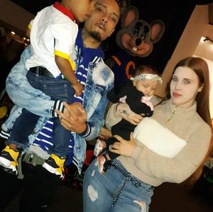 Meet your Posher, Jasmine